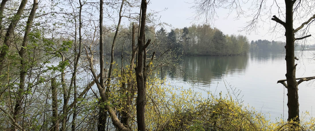 Weite Landschaft voller Höhepunkte