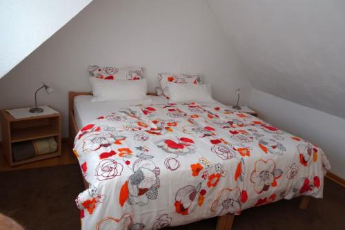 Schlafzimmer 1